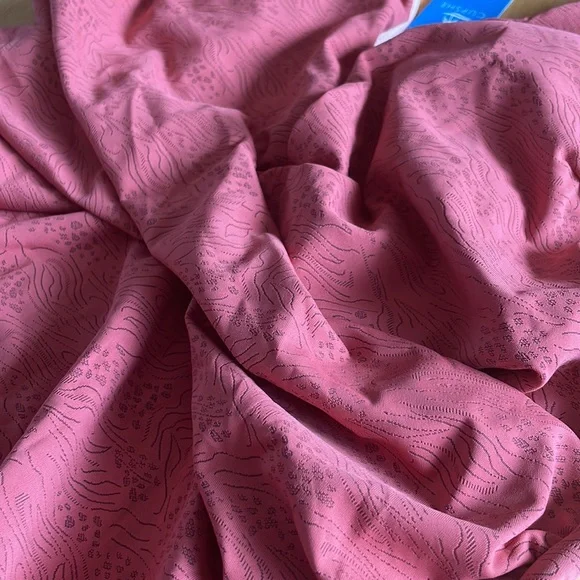 Textured Twist Swimsuit - Picture 12 of 12